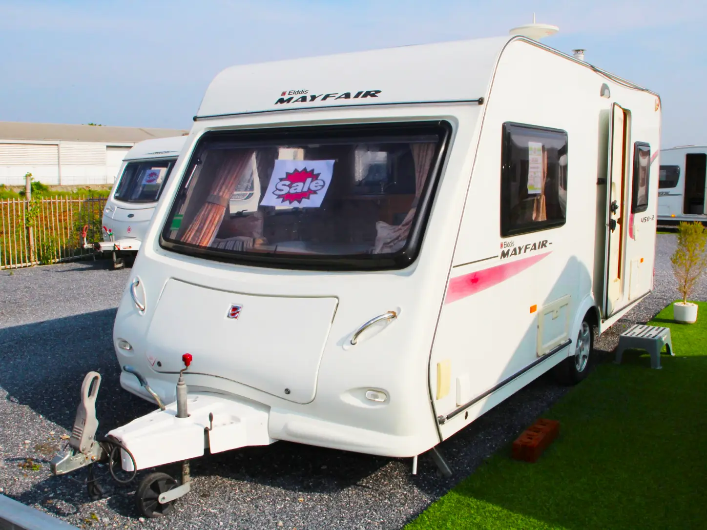 Elddis Xplore Mayfair 450/2 2010 2 Berth Caravan